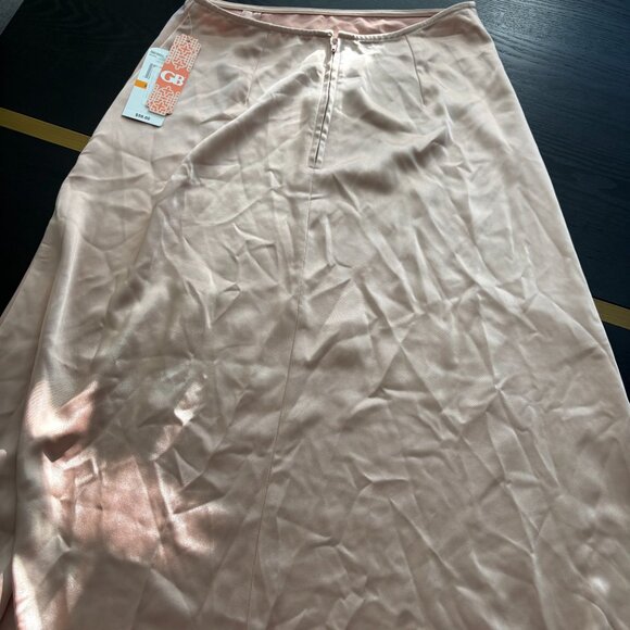GB Long Skirt with Slit Champagne Color Size Small NWT - Picture 5 of 6